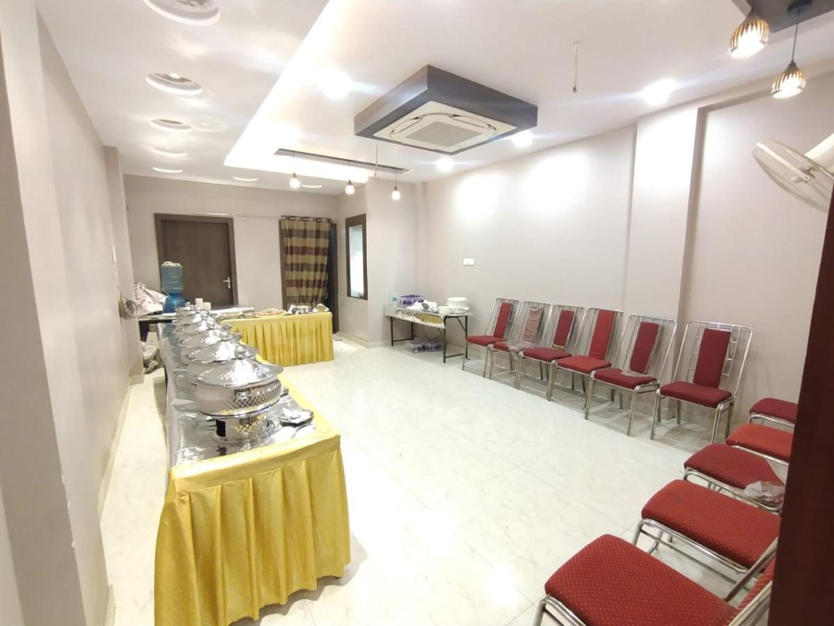 Hotel Nandini Palace - Varanasi — Photos 2